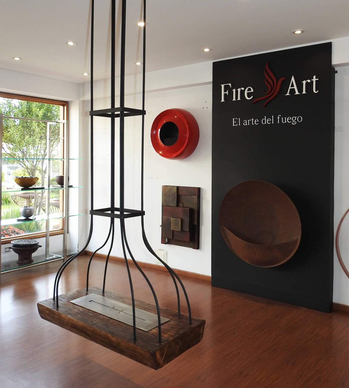 Chimenea Sherezada como centro decorativo en espacio minimalista - Diseño bogotano de alta gama