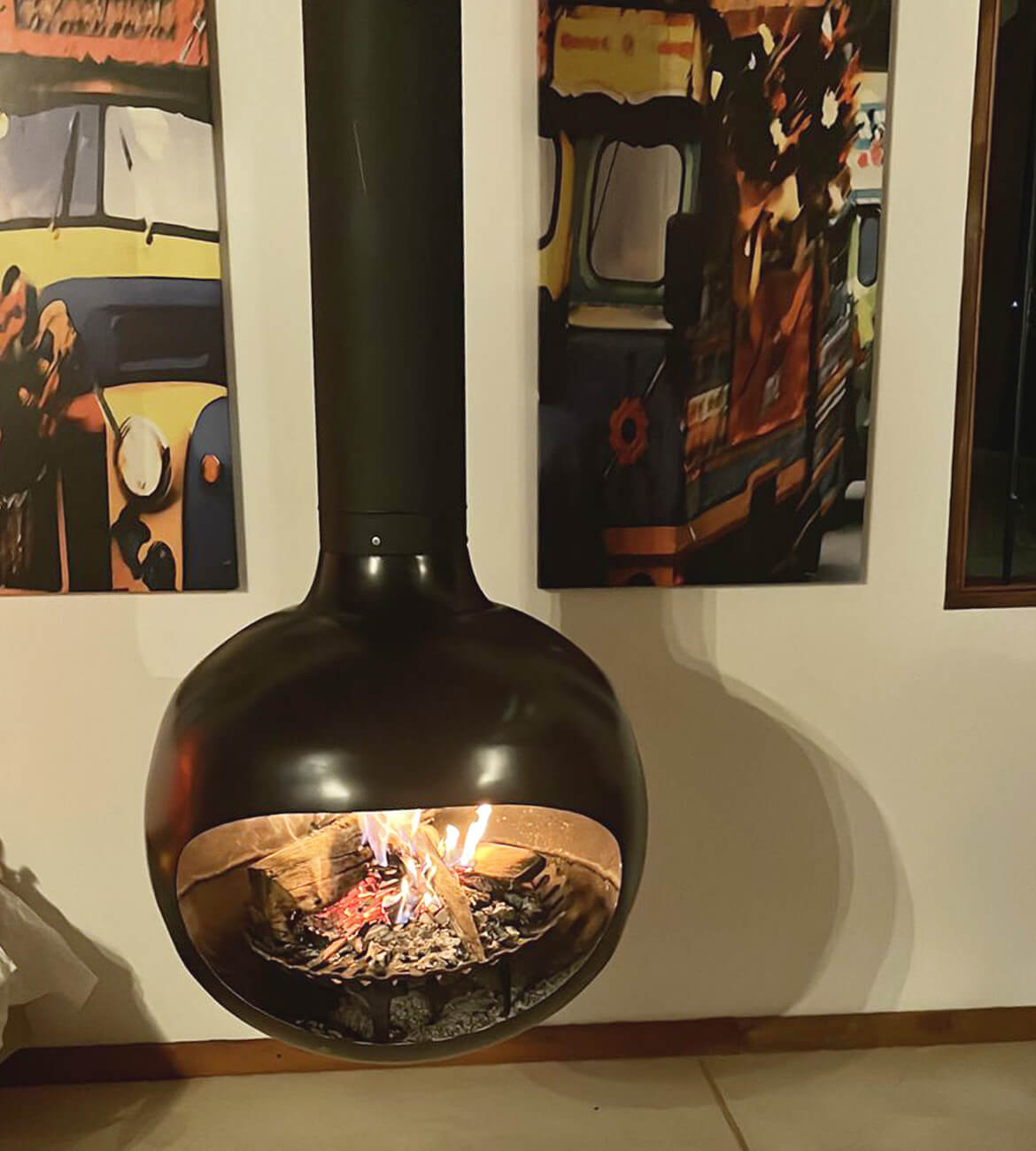 Chimenea colgante Sirius en ambiente contemporáneo - Diseño bogotano de alta gama
